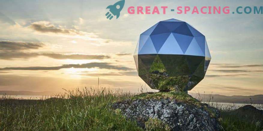 Rocket Lab launches a sparkling sphere into orbit