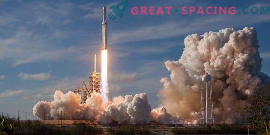 Falcon Heavy rocket prepares for second flight in March