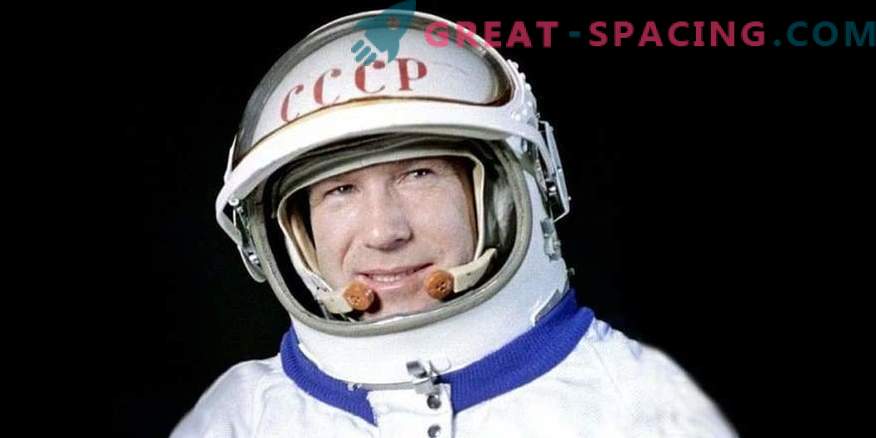 We recall the Soviet records on Cosmonautics Day
