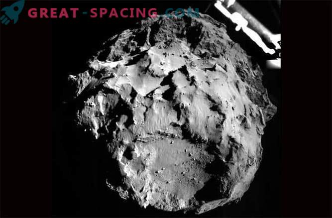 First photographs of comet Churyumov-Gerasimenko from Phil's landing module