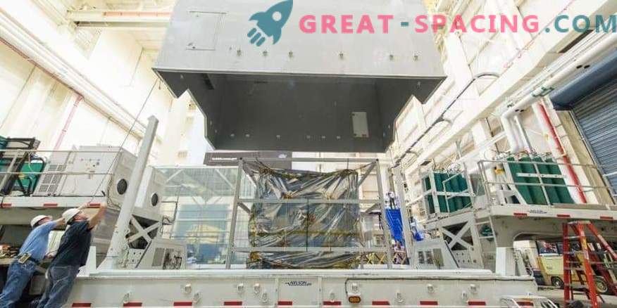 NASA's space laser traveled 2,000 miles