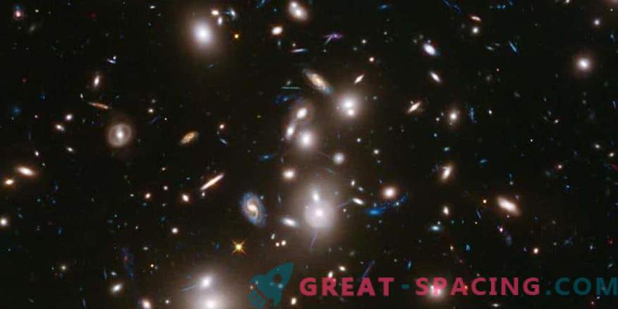 The dimensions of galaxies in mergers affect the 