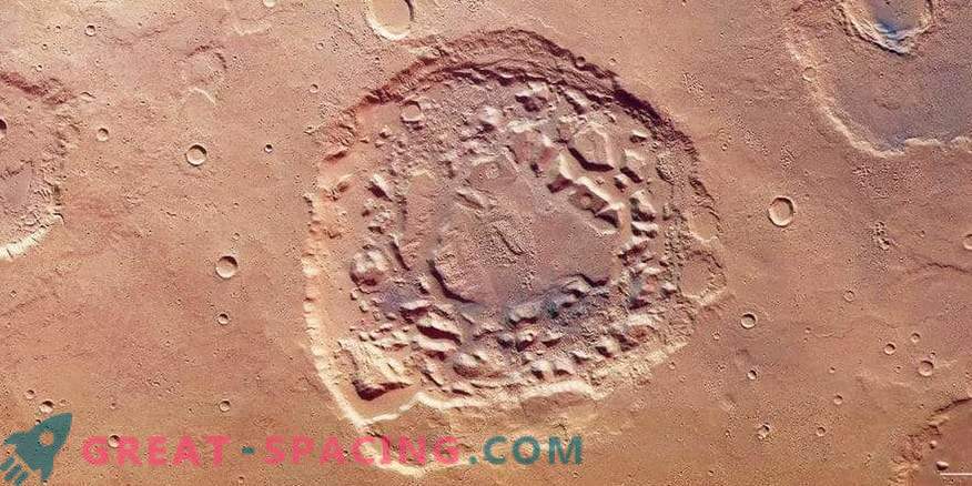 New crater on Mars or a super volcano?