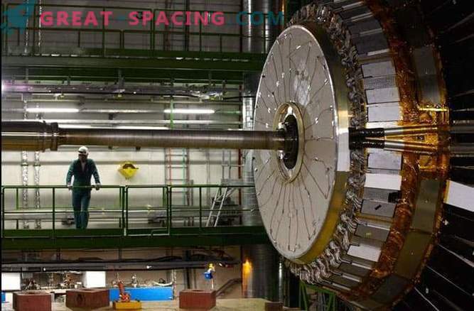 The world's largest particle accelerator beats the world record