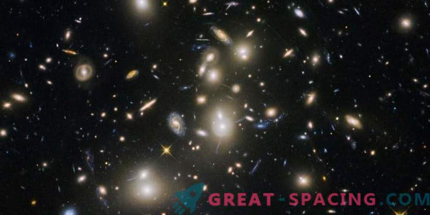 Ancient galaxies found, which gave their first light to the Universe