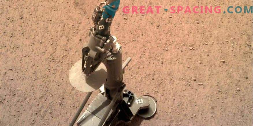 A mole appeared on Mars: the InSight mission prepares to drill