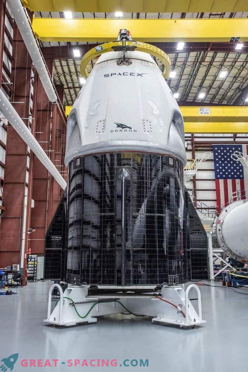 The first crew spacecraft SpaceX is ready to debut