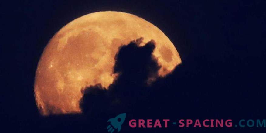 Ko se je pojavila prva fotografija lune