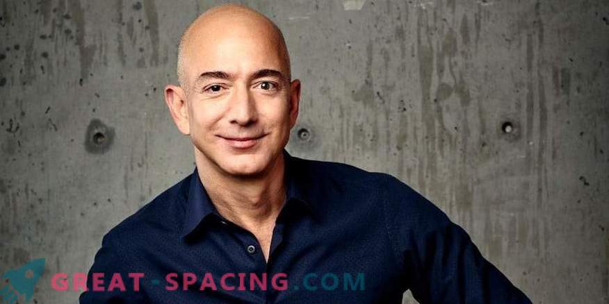 Jeff Bezos advises not to spend on exploring other planets