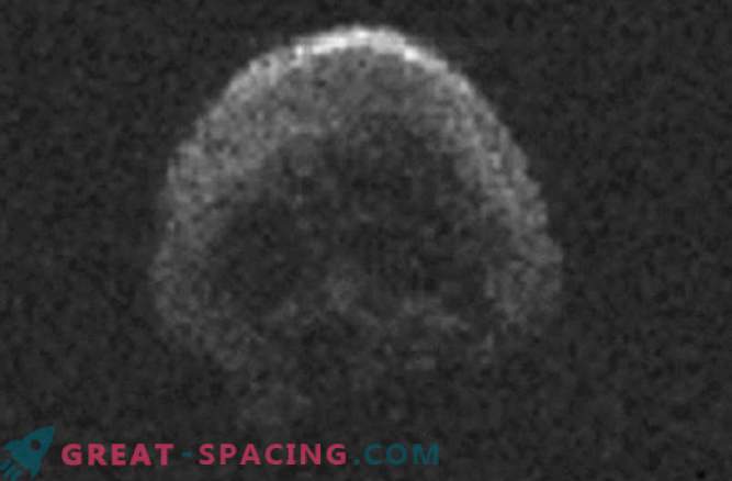 A skull-shaped asteroid “winked” at Earth on Halloween