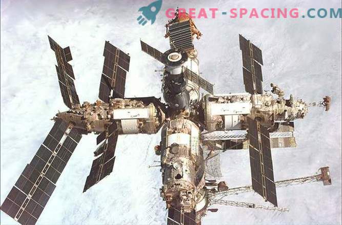 30 years later: the legacy of the Mir space station
