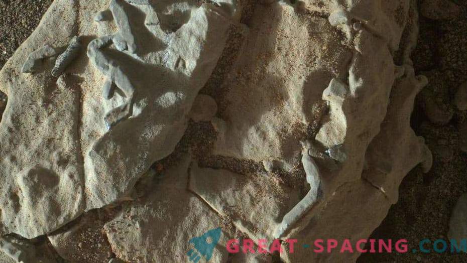 10 strange objects on Mars! Part 2