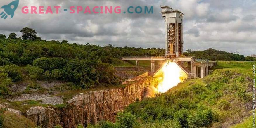 Test engine start for Vega-C rocket