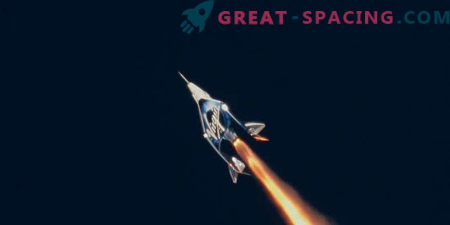 Space tourism is getting closer! SpaceShipTwo set off on a historic test flight