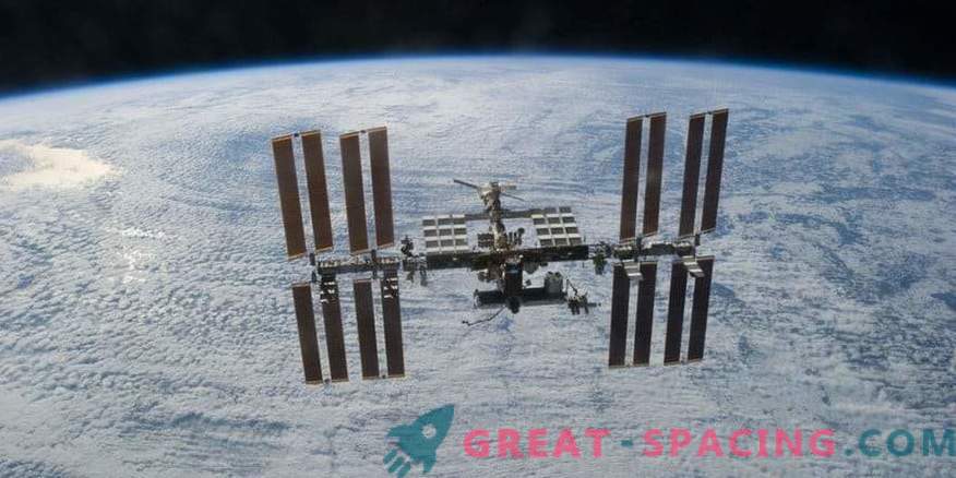 Space station air pressure restored after leak