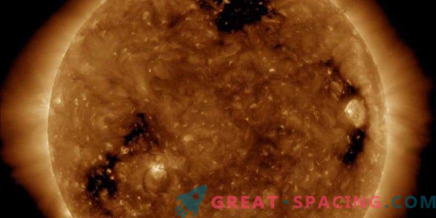 Who drilled the sun? A large spot darkens in the northern part of the atmosphere