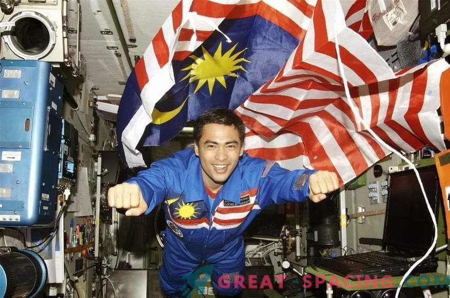 Prayer in space: an unusual flight of a Muslim cosmonaut
