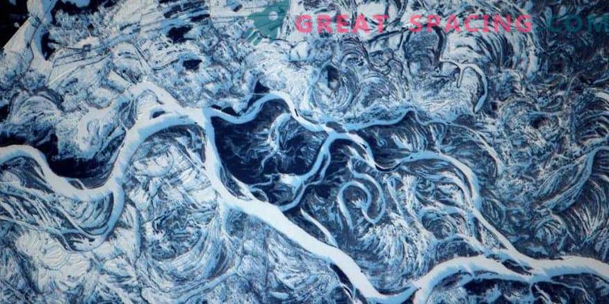 Frozen raging Dnieper from the height of the ISS