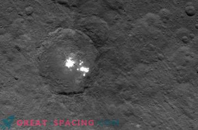 Scientists still can not understand the nature of the mysterious spots on Ceres