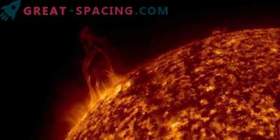 Solar eruptions hit the Earth