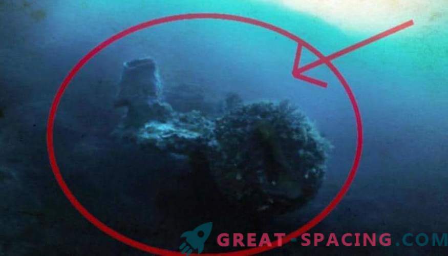 Alien ship fell into the trap of the Bermuda Triangle?