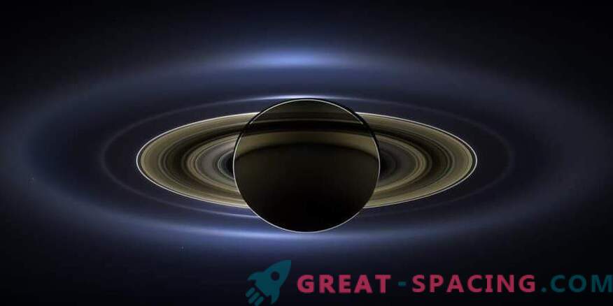 Saturn could protect the Earth from massive asteroids